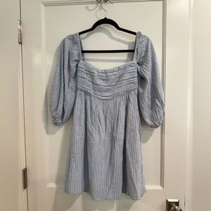 Abercrombie the Emerson linen-blend off the shoulder dress. SIZE XS. Never worn